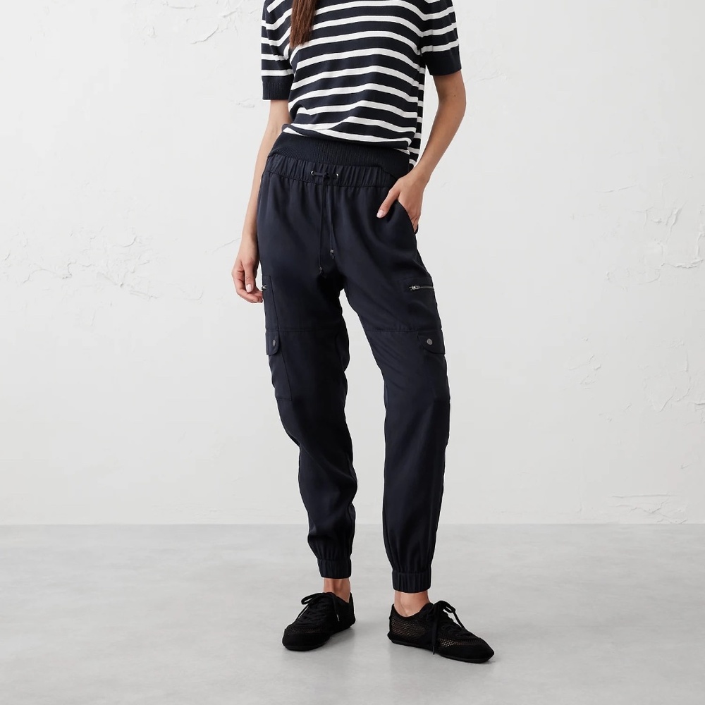 Banana Republic Factory Tencel Jogger - Size S